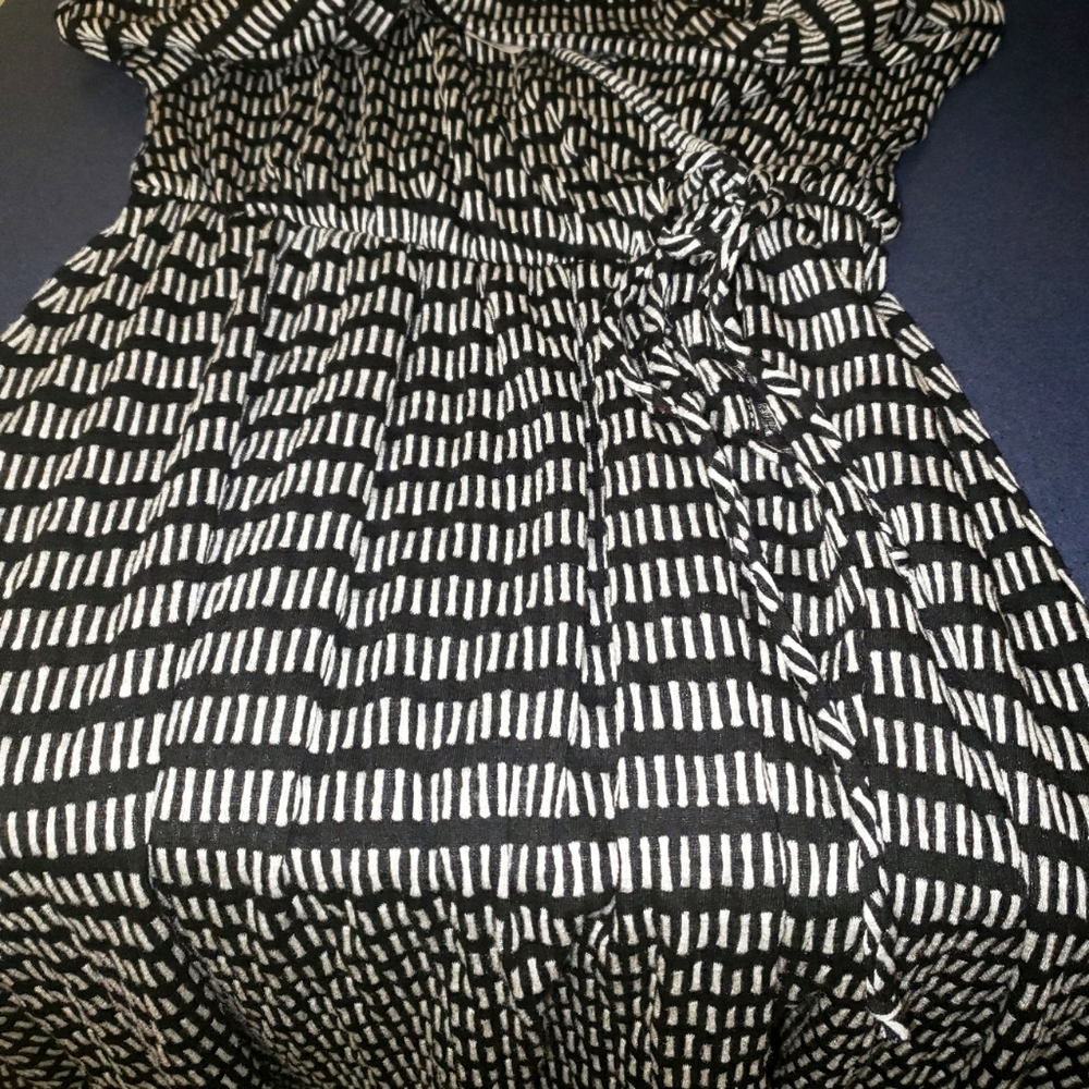 Caution to the Wind Blk and wht dress